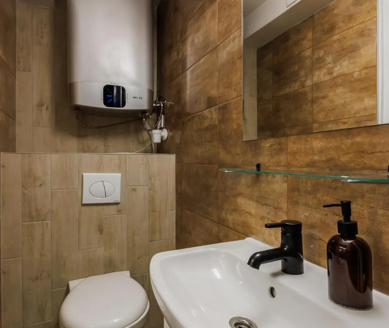 Korond Palace Apartment With 4 Bedrooms In An Unesco Protected Palazzo Budapest